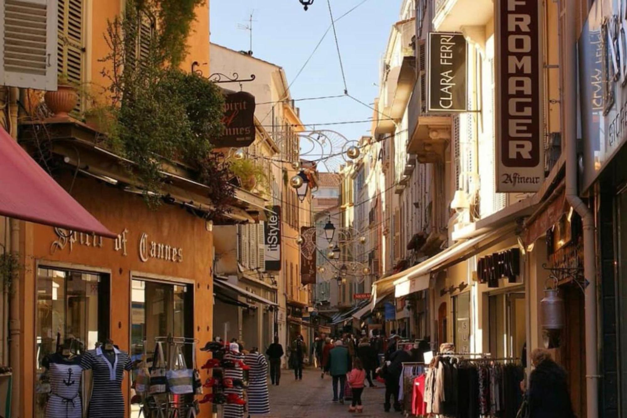 In The Heart Of Le Suquet Beautiful With Quiet Balcony *