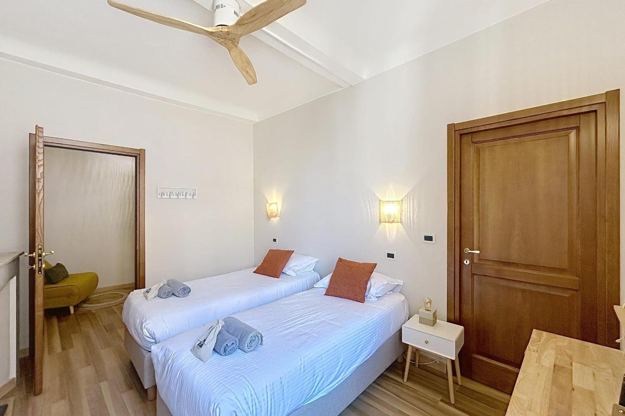 Apartment In The Heart Of Le Suquet Beautiful With Quiet Balcony Cannes